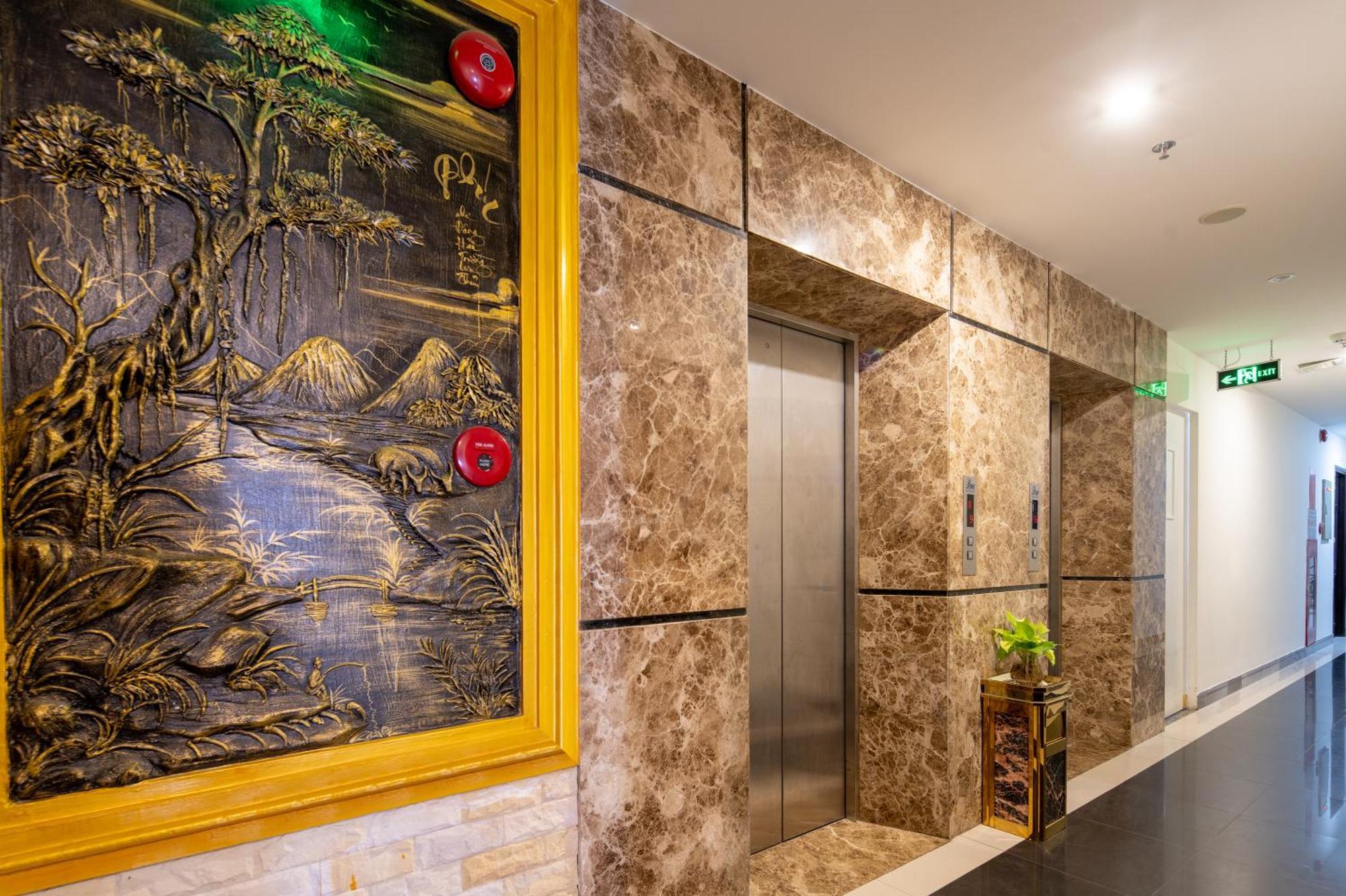 Tay Bac Hotel Da Nang Bagian luar foto